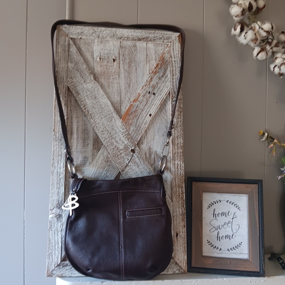B Makowsky Brown Leather Crossbody  Retail  $280⚘️ - Picture 2 of 14